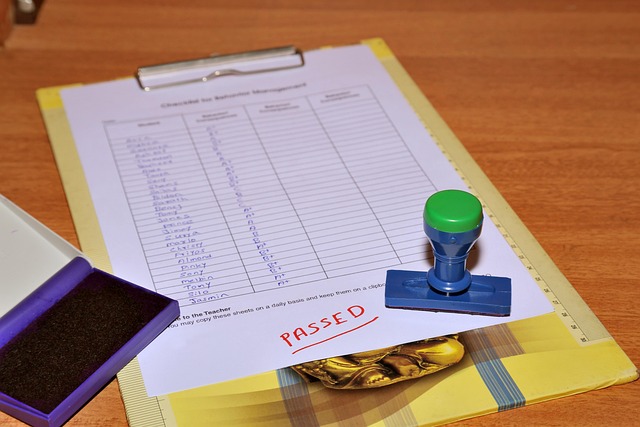 Permiso de Trabajo Aprobado por USCIS (EAD): Qué Hacer y Cuándo Llega tu Tarjeta